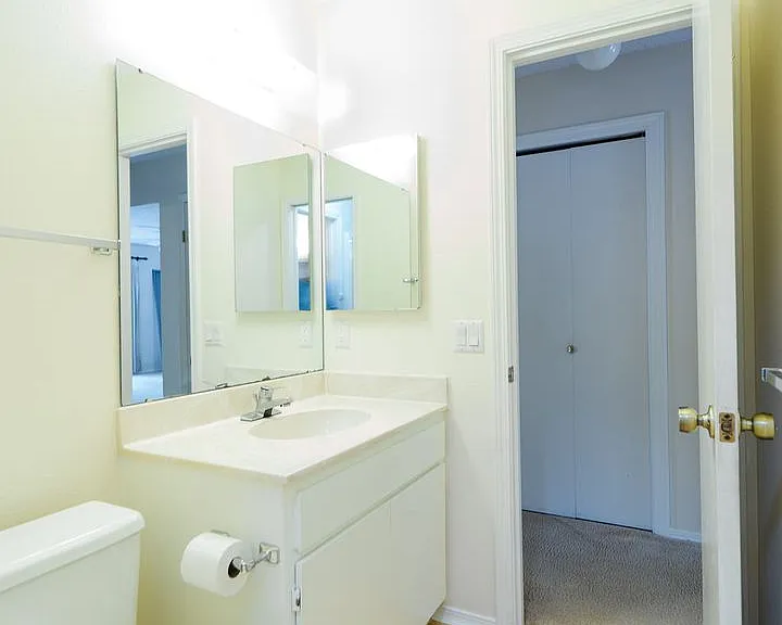 16 Lindsay Ln — Photo 16