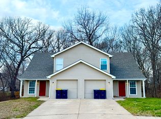 8906 NE 73rd Ct, Kansas City, MO 64158