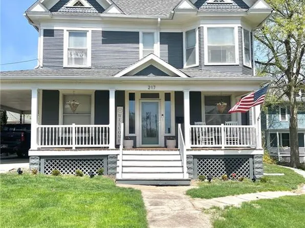 217 E 7th St, Maryville, MO 64468