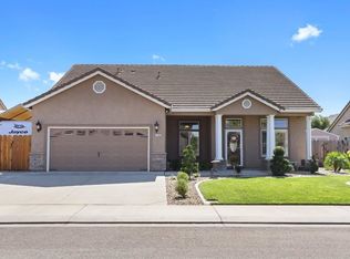 1162 Bailey Dr, Ripon, CA 95366