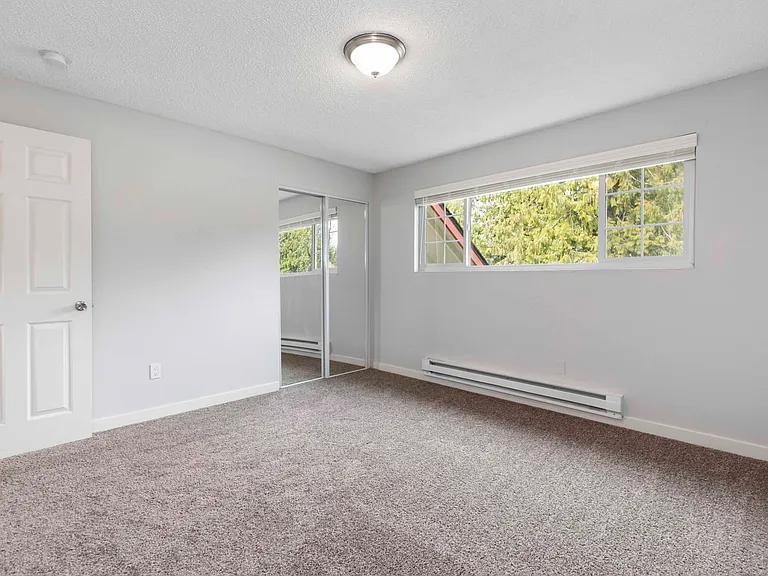 Cedars Apartments & Daffodil Court Townhomes — Photo 23