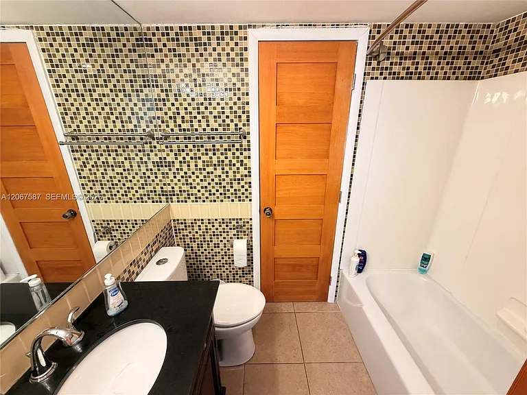 1825 S Ocean Dr #607 — Photo 19
