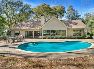 94 Coggins Point Rd, Hilton Head, SC 29928