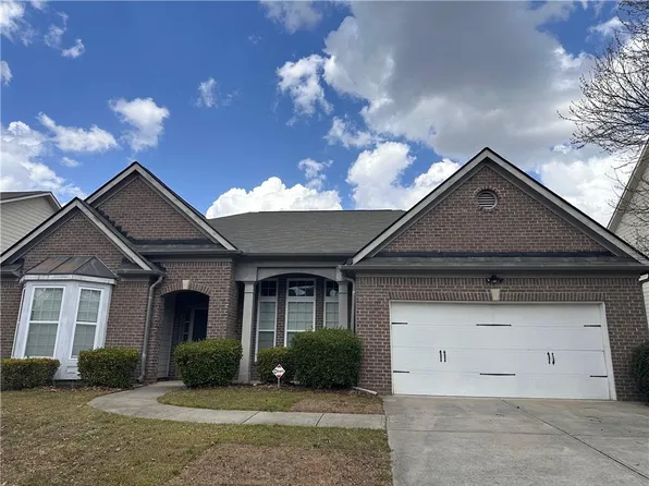 825 Stonehaven Rd SW, Atlanta, GA 30331