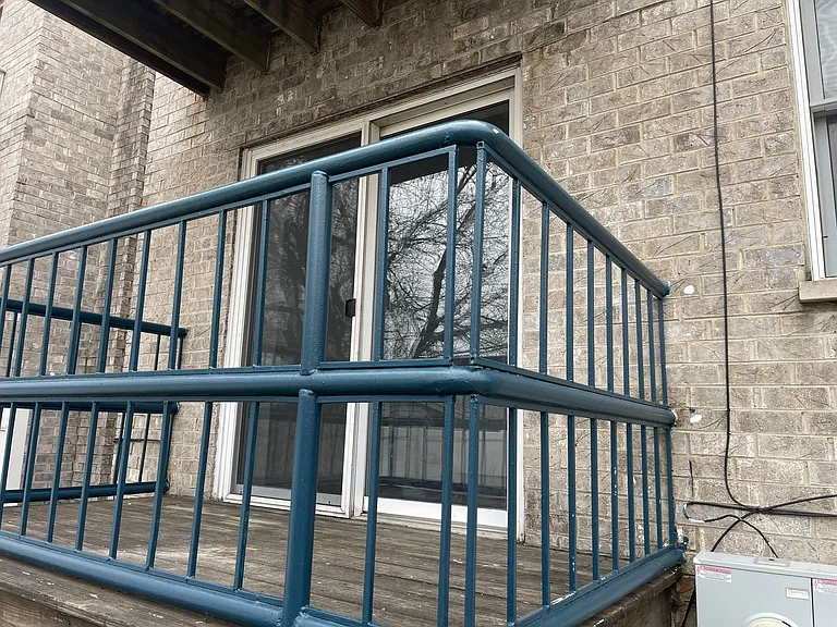6524 W Diversey Ave — Photo 16