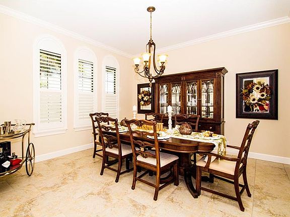 3rd image of 16327 Palmettoglen Ct