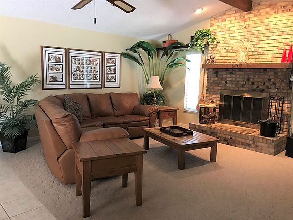 3rd image of 3938 Cheverly Dr W