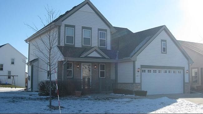 1st image of 3917 Oxbow Dr