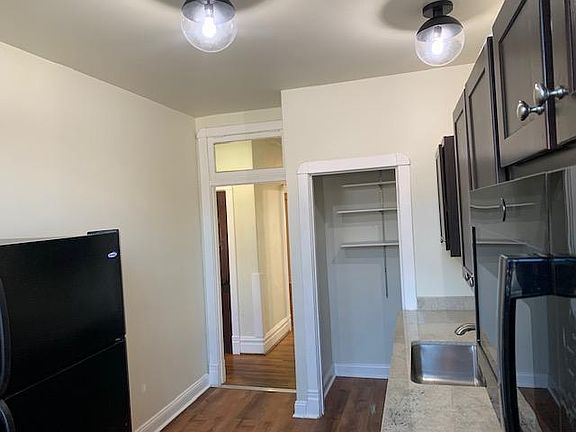 4th image of 2340 Arkansas Ave #1