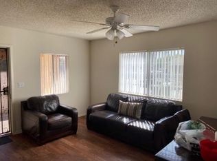 927 W 82nd St, Los Angeles, CA 90044