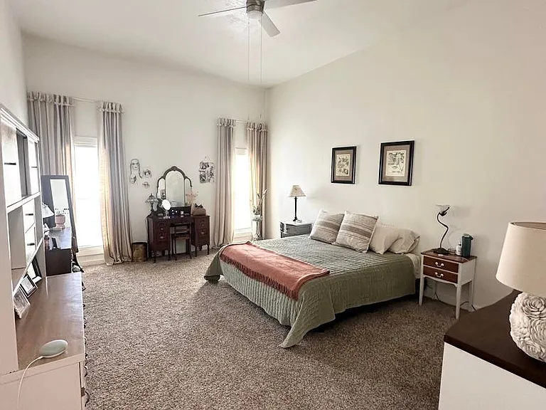2513 Noel Ave — Photo 14