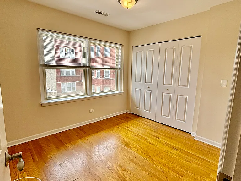 1639 W Lunt Ave #3S — Photo 7