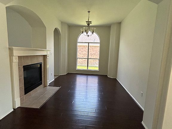 4th image of 4826 Claymill Ct