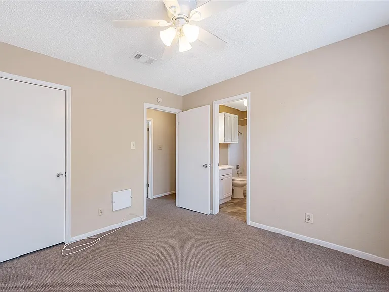 12400 Brookglade Cir #15 — Photo 29