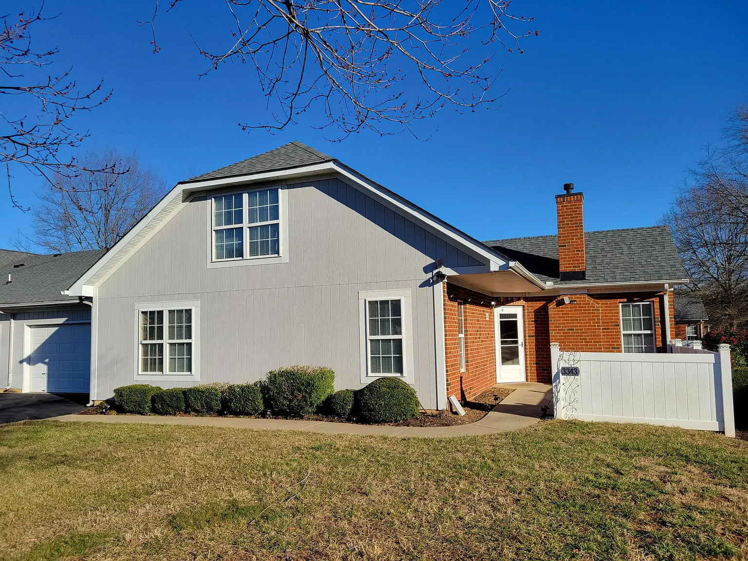 3 bed, 1725 sqft, $2,250 — Photo 1