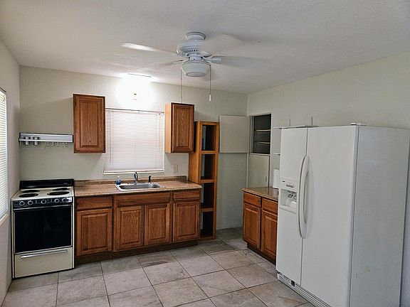4th image of 6931 Hibiscus Ave S APT 3