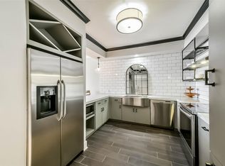 15 Greenway Plz UNIT 10B, Houston, TX 77046