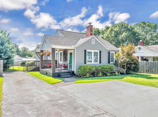 317 Parkins Mill Rd, Greenville, SC 29607