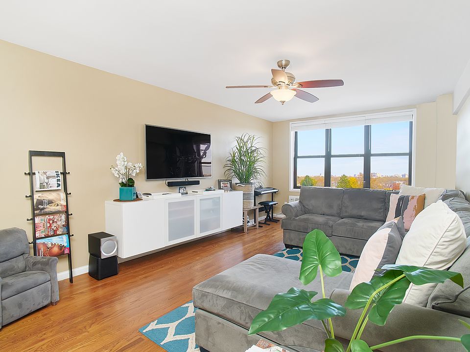 1st image of 1271 51st St #6J