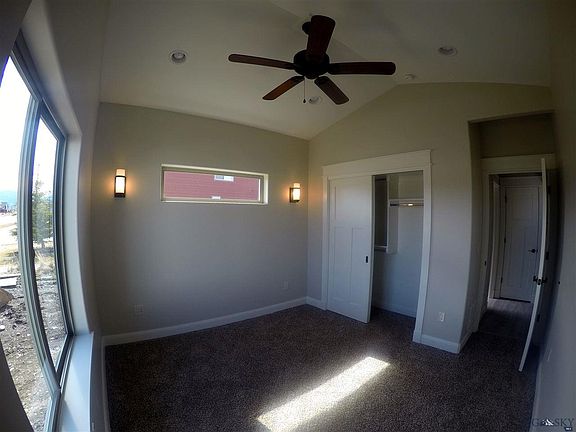 3rd image of 3219 Parkway Ave