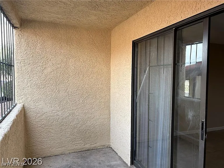 2080 Karen Ave #17 — Photo 24