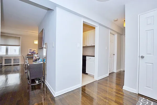 Sold by PRENDAMANO REAL ESTATE | media 24