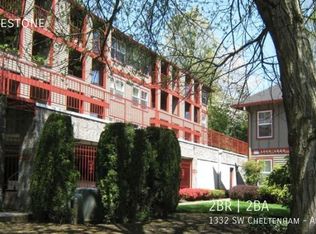 1332 SW Cheltenham St #18, Portland, OR 97239
