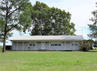 707 S Broadway St, Collinsville, TX 76233