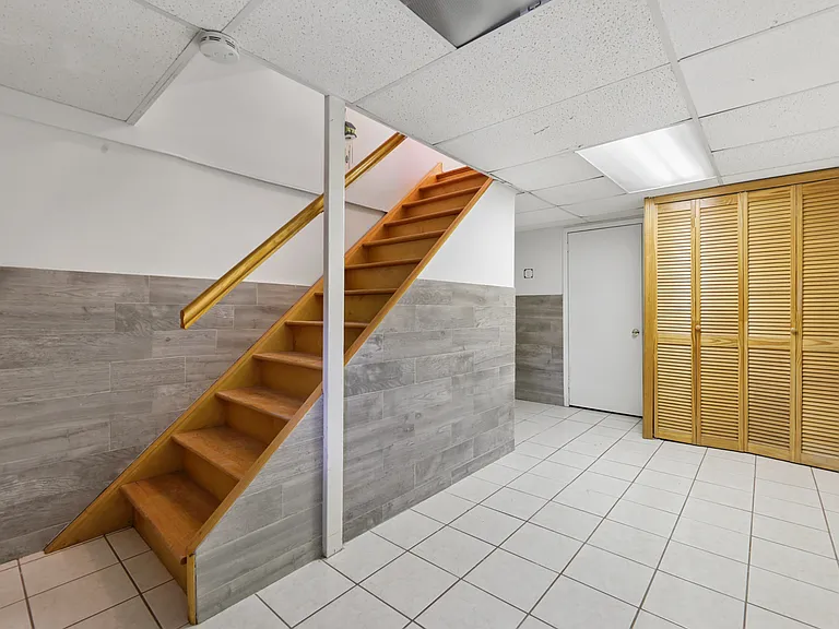 81 Cortlandt Pl — Photo 24