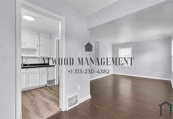 3rd image of 14118 Evergreen Rd