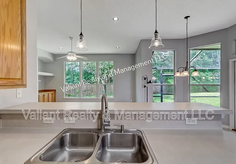 12197 Ripken Cir N — Photo 19