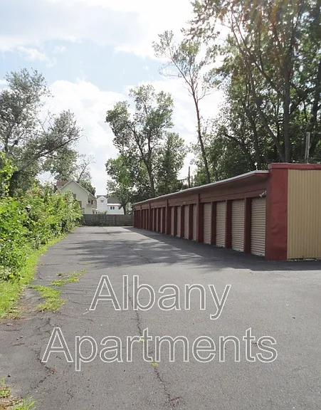 80 Whitehall Rd #9 — Photo 7