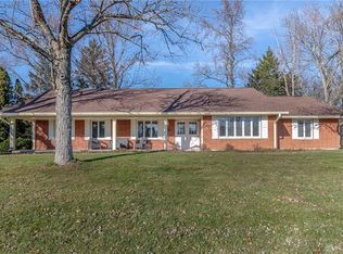 5478 Woodbridge Ln, Dayton, OH 45429