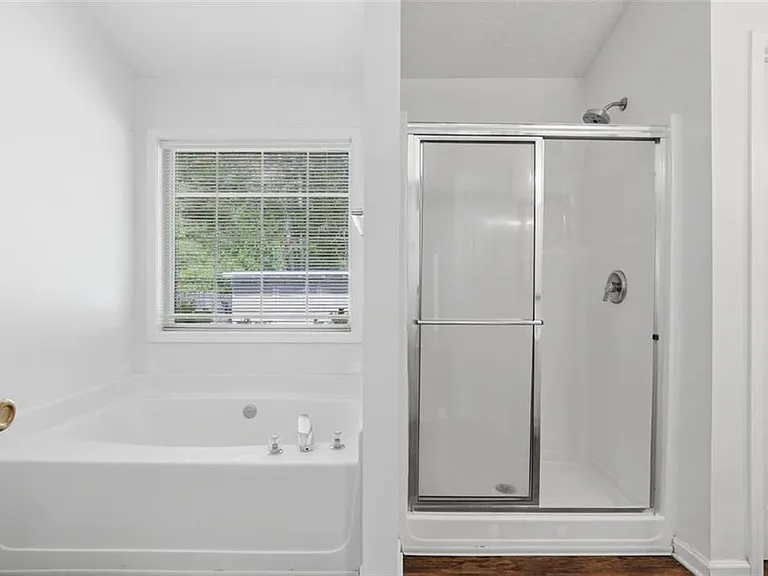 540 Sterling Hill Dr — Photo 24