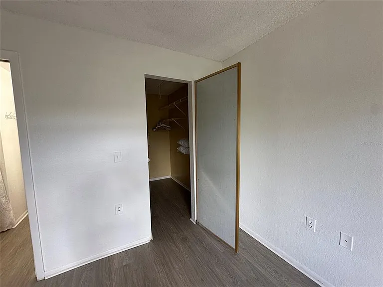 5283 Images Cir #304 — Photo 11