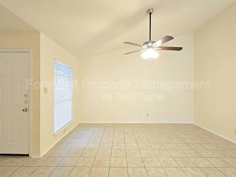 8904 Amber Dusk — Photo 3