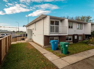 2145 5th Ave N Unit 3, Lethbridge, AB T1H 0N6