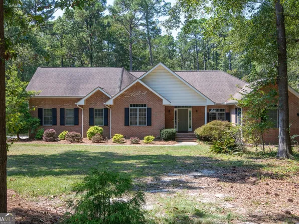 11 Myrtle Ln, Statesboro, GA 30458