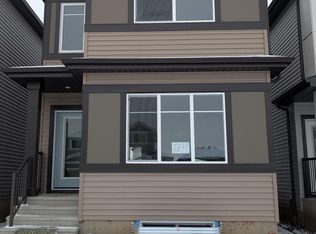 18124 74th St NW, Edmonton, AB T5Z2X8
