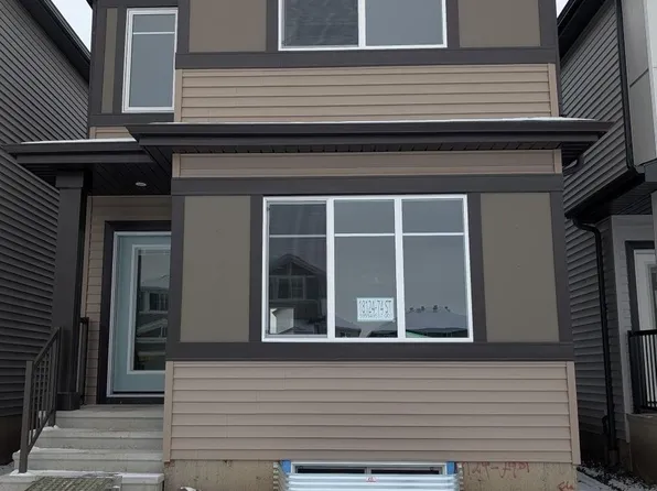 18124 74th St NW, Edmonton, AB T5Z 2X8
