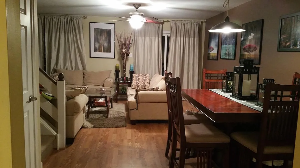 31 Victoria Dr photo 1