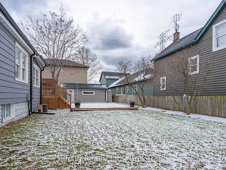 361 Beach Blvd — Photo 22