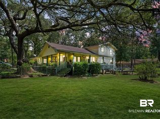 10421 Hilltop Dr, Foley, AL 36535