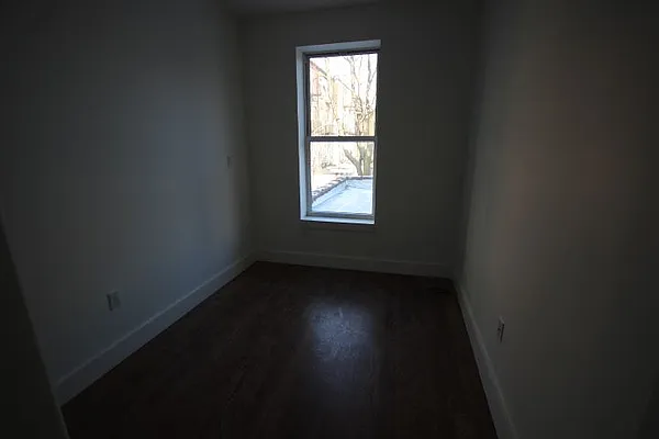 Rented by Nooklyn NYC LLC | media 57