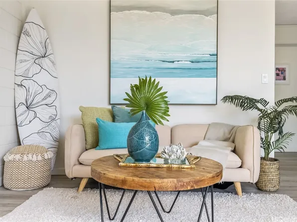 3006 Pualei Cir #B210, Honolulu, HI 96815
