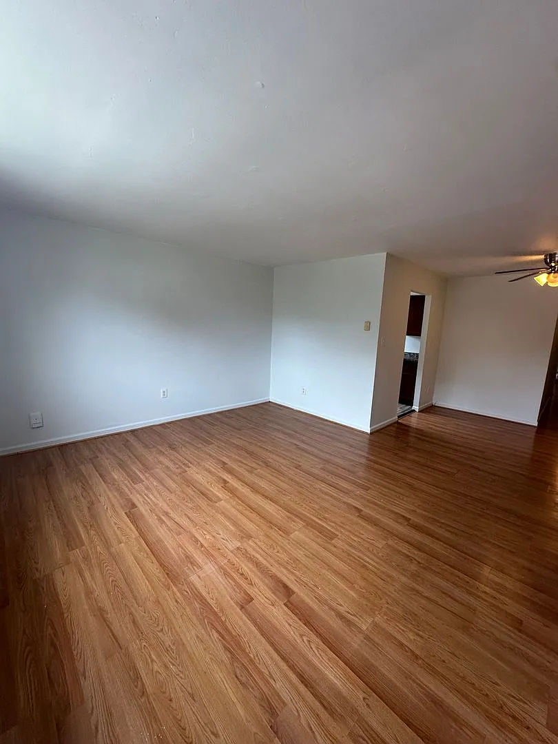 800 Madison Avenue — Photo 2