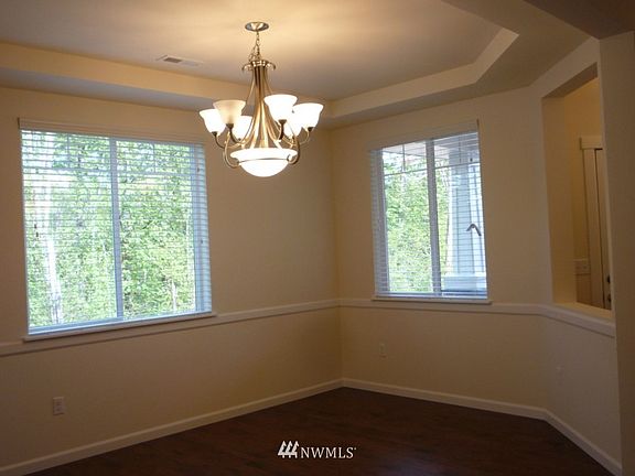 4th image of 16207 81 Avenue Ct E
