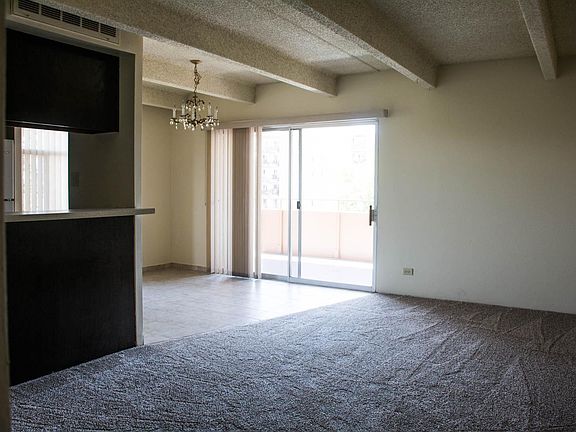 3rd image of 1055 Logan St #1407