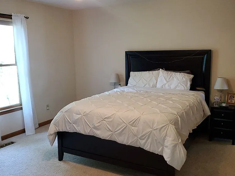 14 Victoria Way — Photo 3