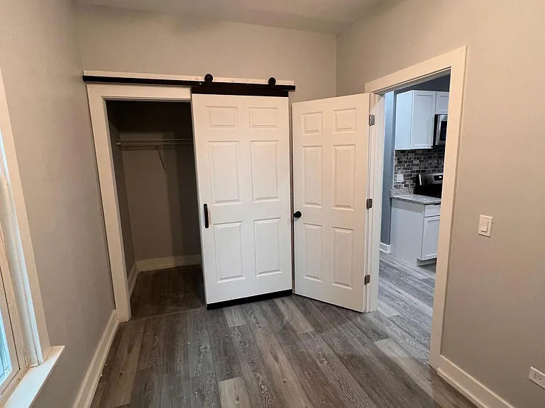 2846 N Drake Ave #1 — Photo 17